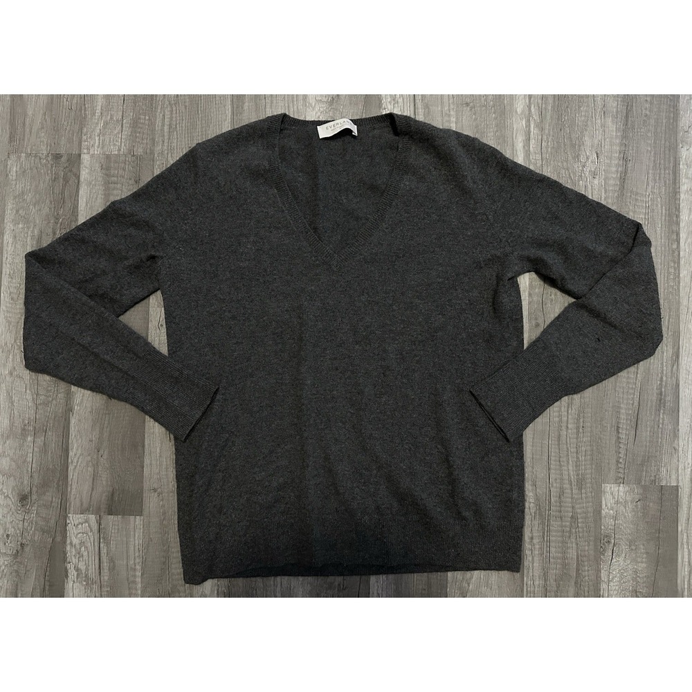 Everlane 100% Cashmere Grey V-Neck Sweater Women's Medium